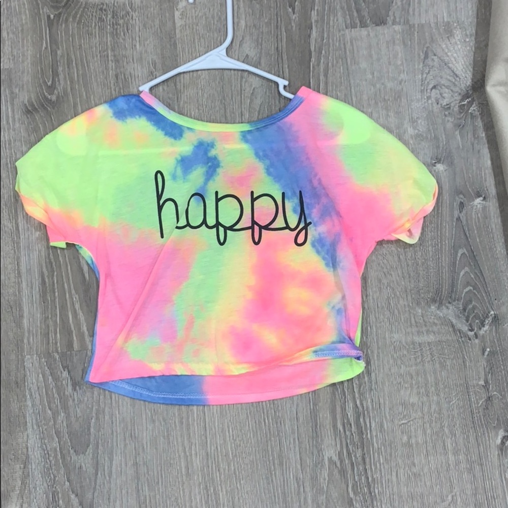 Cropped “happy” shirt
